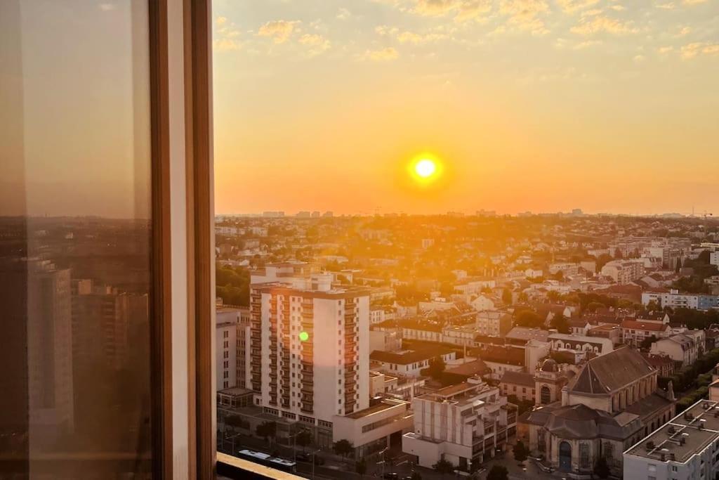 Апартаменты Ciel De Paris : Vue Tour Eiffel Шуази-ле-Руа Экстерьер фото